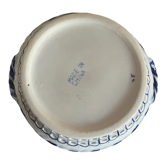 Vtg Blue White Harvest Basket Fruit Pattern Reticulated Bowl Twisted Handles 8" - Picture 6 of 9